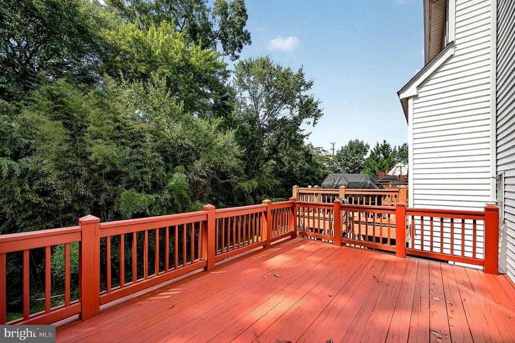 8381 Millwood Drive - Photo 10