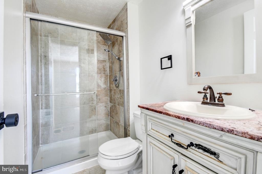 6022 Phlox Court - Photo 11