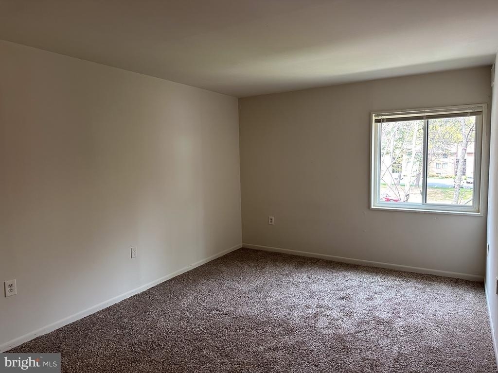 1550 Northgate Square - Photo 7