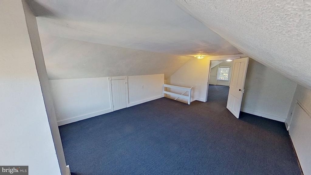 411 Chestnut Street - Photo 5