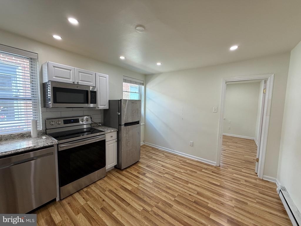 121 N. 21 Street N - Photo 1