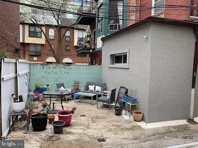 121 21 Street N - Photo 7