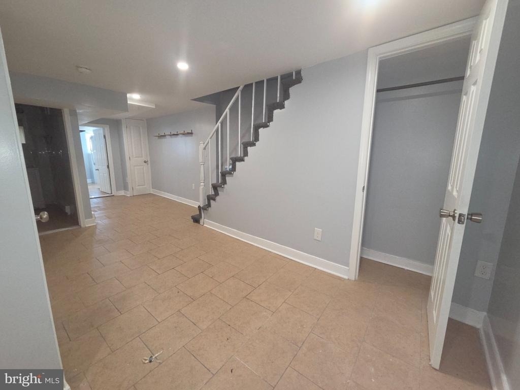 5857 Warrington Avenue - Photo 19