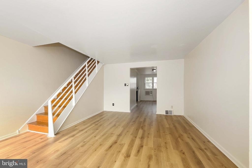 4451 Tolbut Street - Photo 2