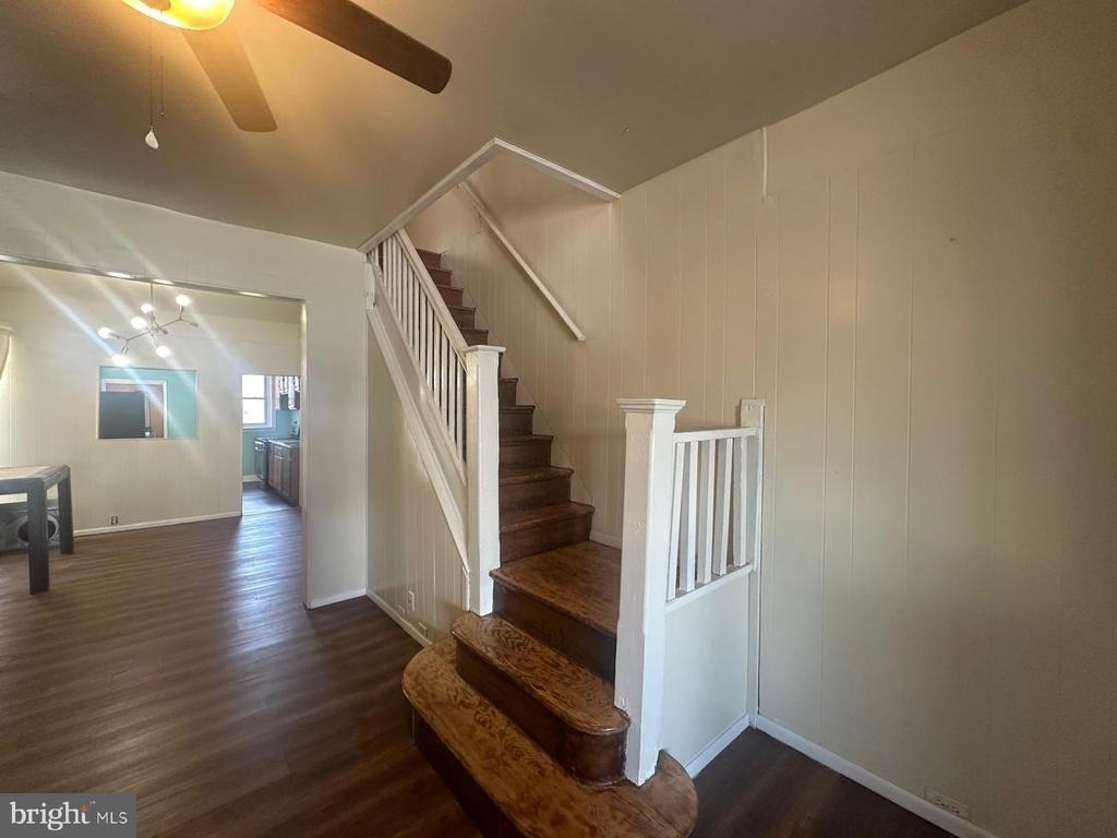 5628 Warrington Avenue - Photo 12