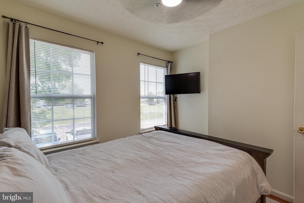 22082 Saint Clements Circle - Photo 14