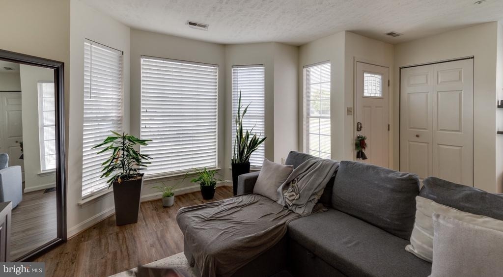 22082 Saint Clements Circle - Photo 2