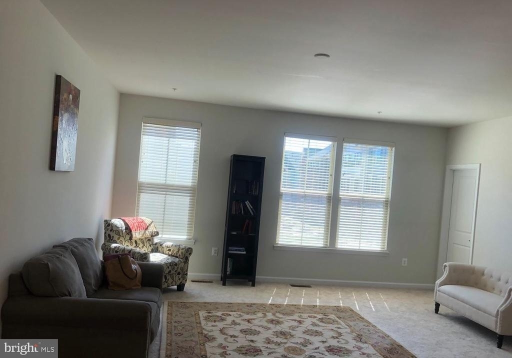10048 Dorsey Lane - Photo 8