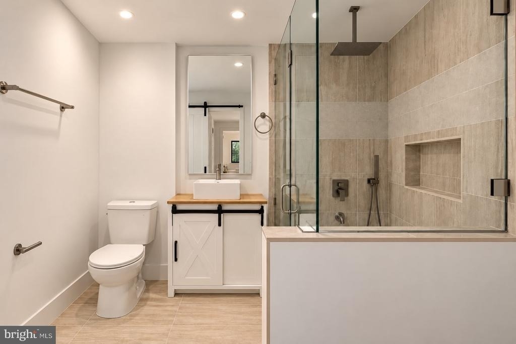 11801 Rockville Pike - Photo 6