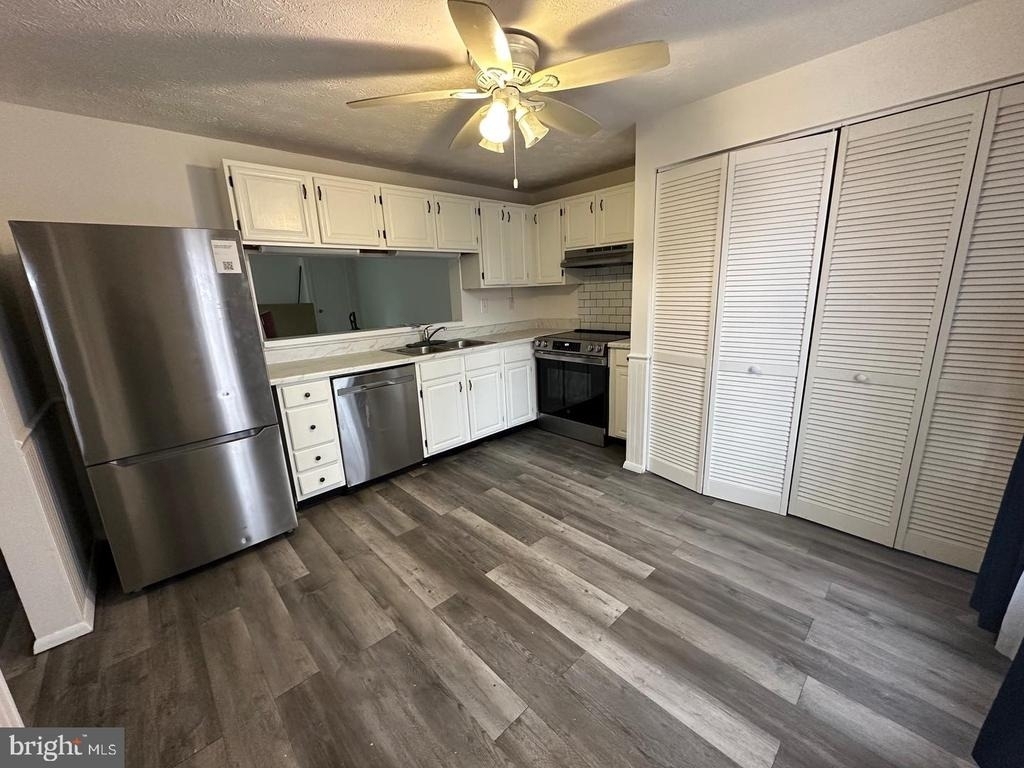 19611 Twinflower Circle - Photo 1