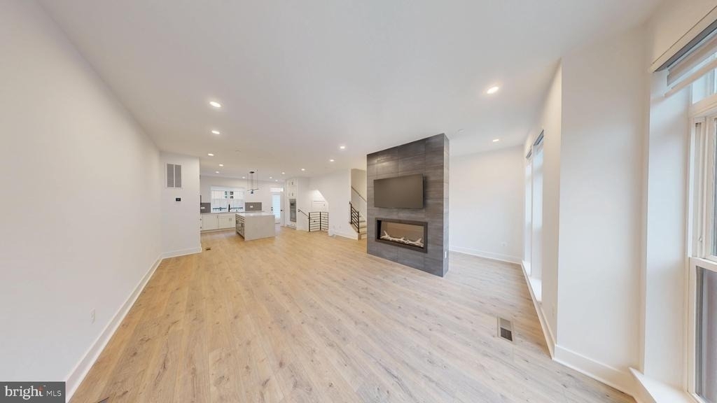 5617 Vermillion Circle - Photo 4
