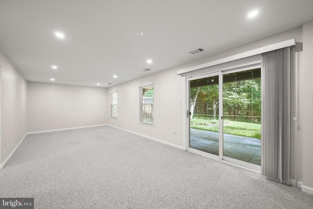 25 Tivoli Lake Court - Photo 48