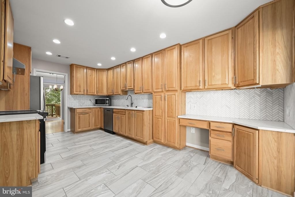 25 Tivoli Lake Court - Photo 7