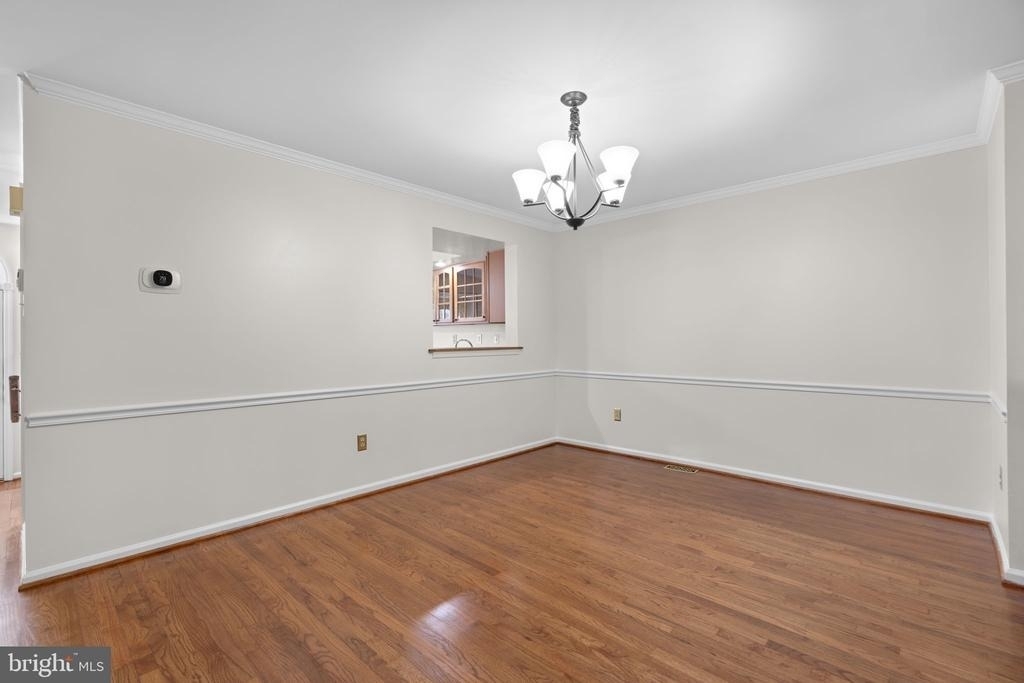 8710 Birkenhead Court - Photo 6