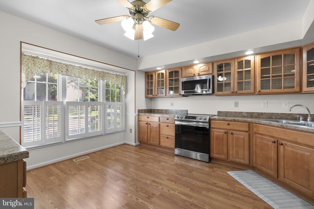 8710 Birkenhead Court - Photo 8