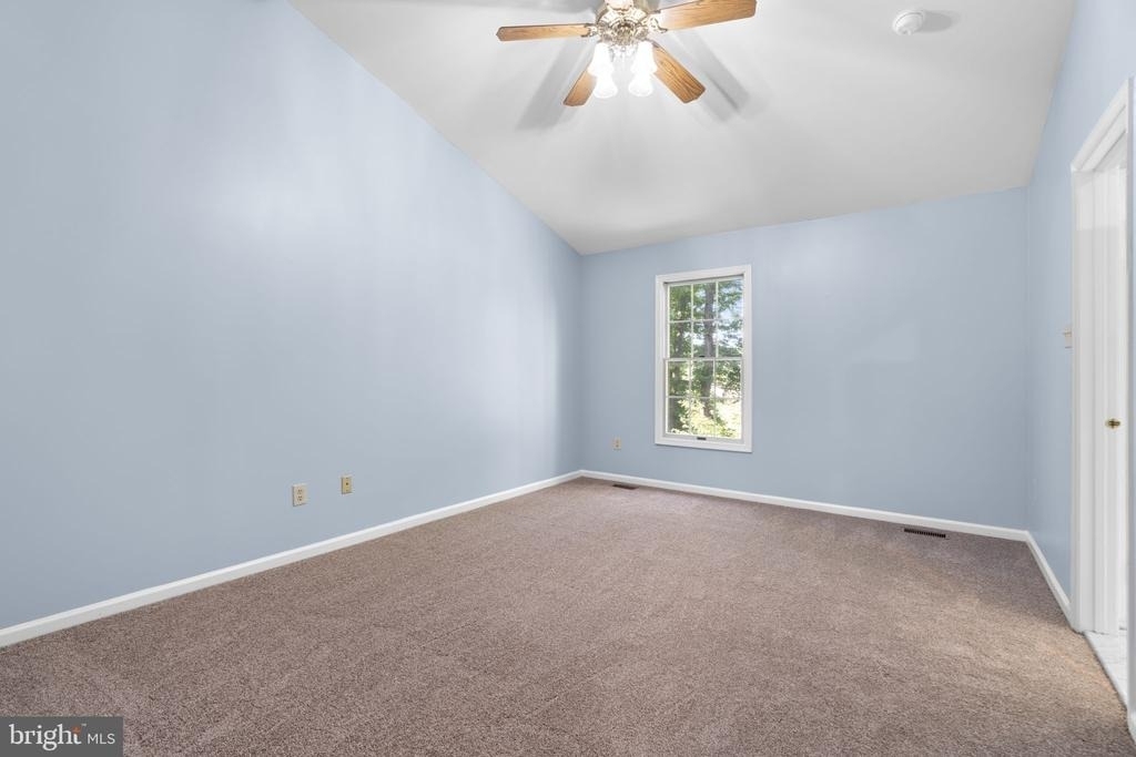 8710 Birkenhead Court - Photo 18