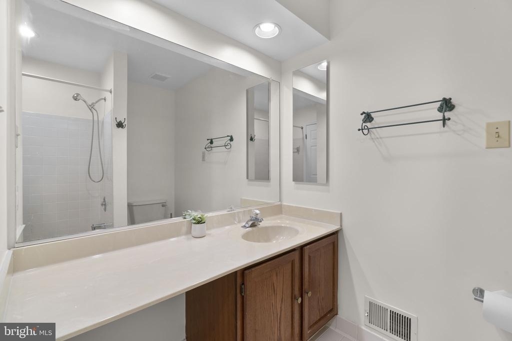 8710 Birkenhead Court - Photo 31