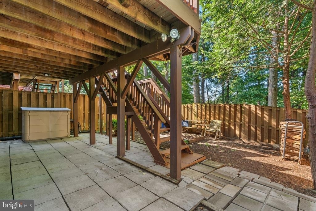 8710 Birkenhead Court - Photo 40