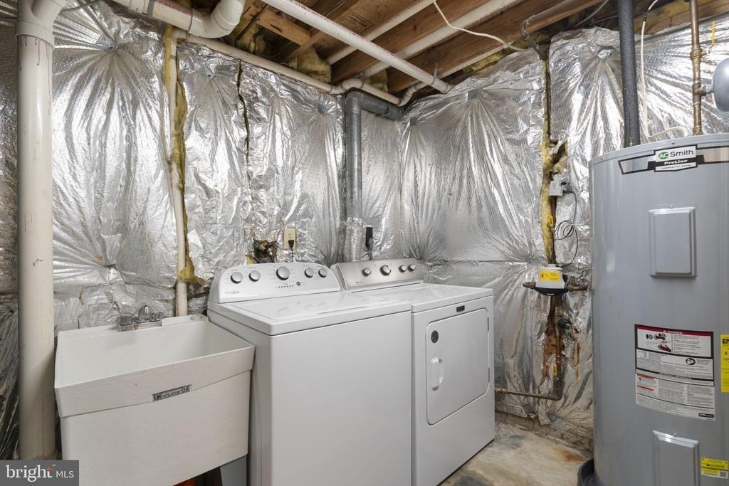 8710 Birkenhead Court - Photo 39