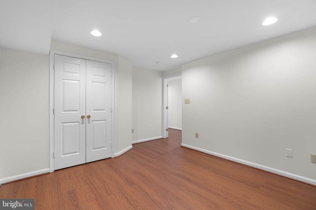 8710 Birkenhead Court - Photo 37