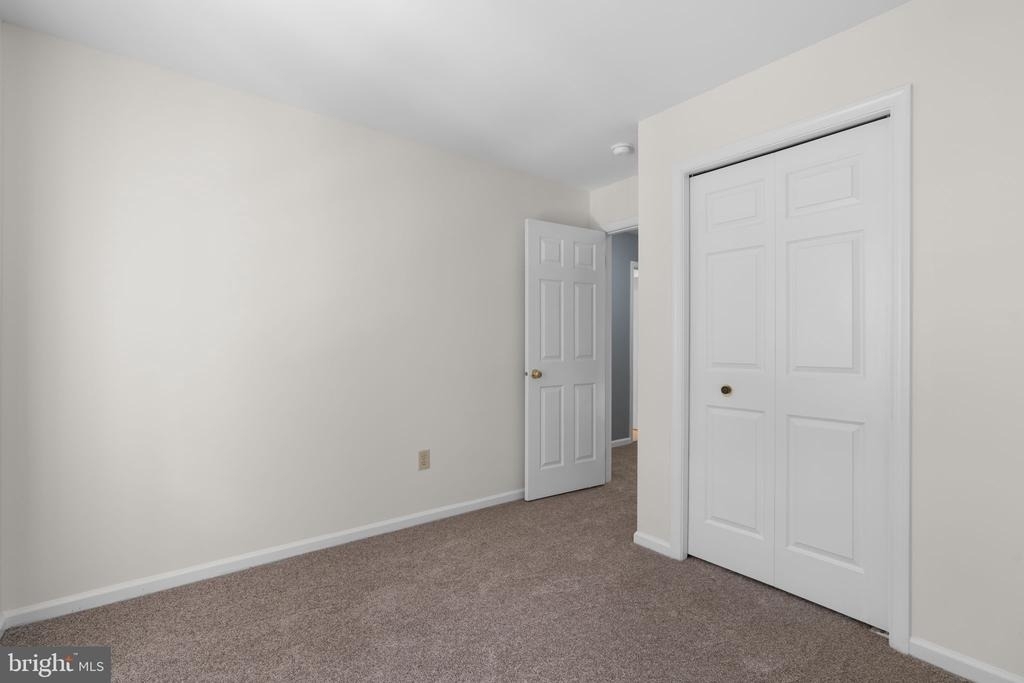 8710 Birkenhead Court - Photo 27