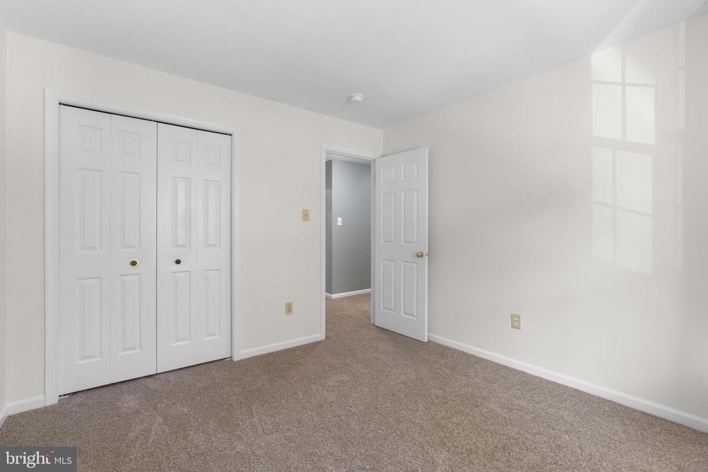 8710 Birkenhead Court - Photo 30