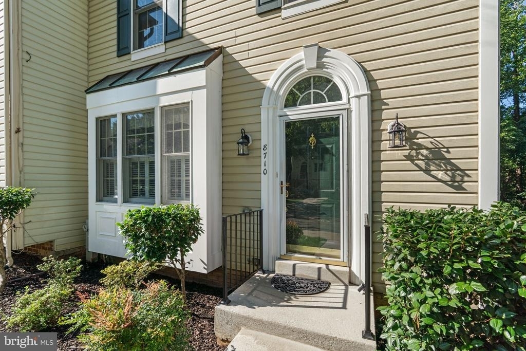 8710 Birkenhead Court - Photo 44