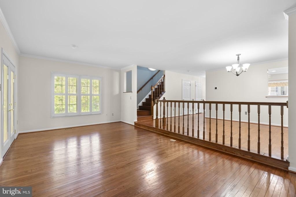 8710 Birkenhead Court - Photo 5