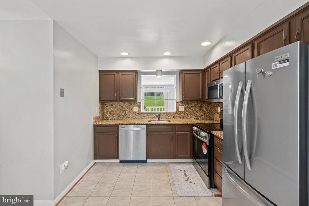 8604 John Ellicott Court - Photo 4
