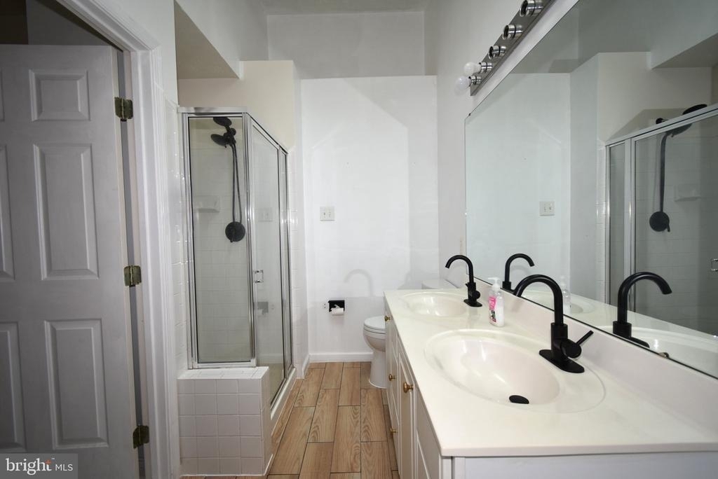 6617 Cambria Terrace - Photo 11