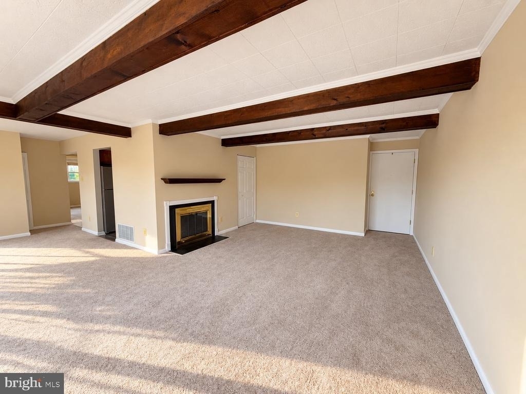 17 Warren Lodge Court - Photo 3