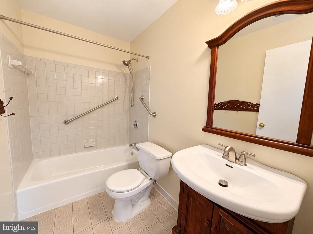 17 Warren Lodge Court - Photo 6