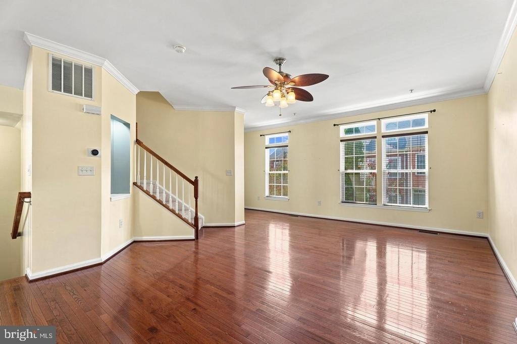 5044 Cameo Terrace - Photo 10