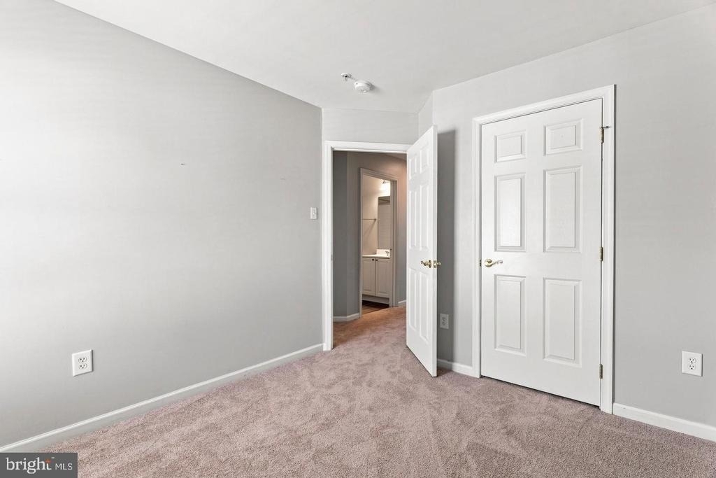 5044 Cameo Terrace - Photo 26