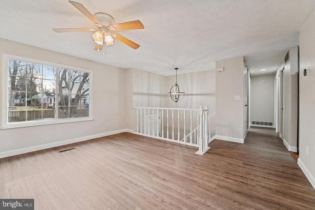 308 Raussell Place - Photo 4