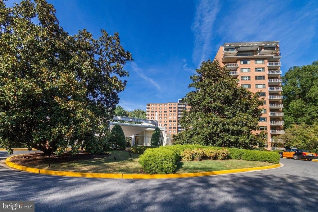 4201 Cathedral Avenue Nw - Photo 19