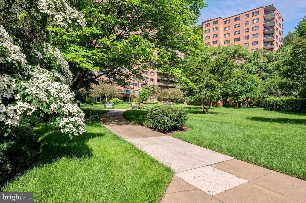 4201 Cathedral Avenue Nw - Photo 0