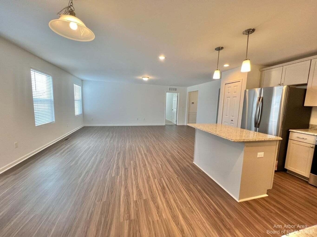 10284 Swan Lake Circle - Photo 13