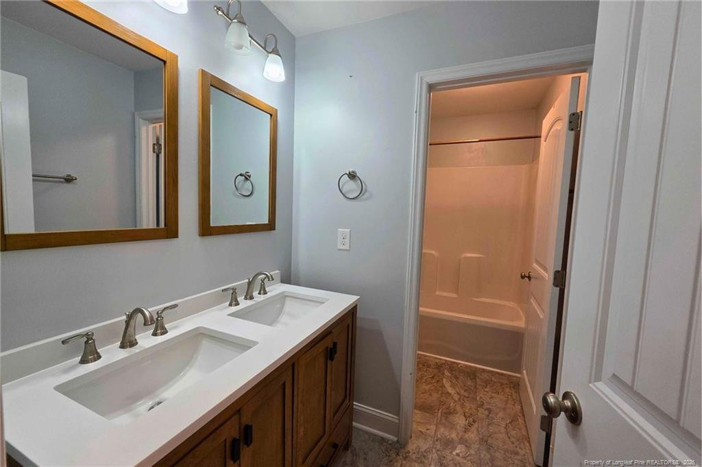 255 Executive Drive - Photo 15