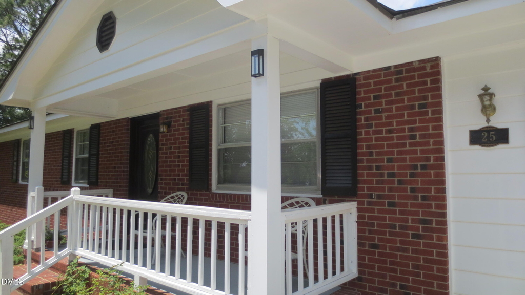 25 E North Street - Photo 0