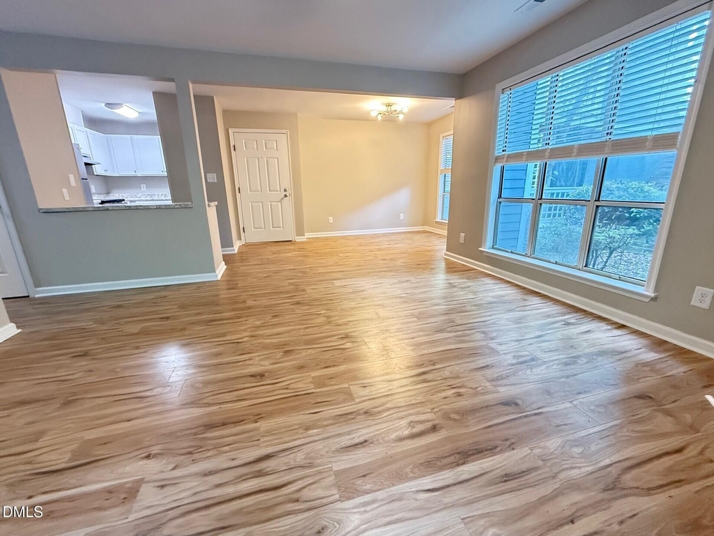 4120 Sedgewood Drive - Photo 5