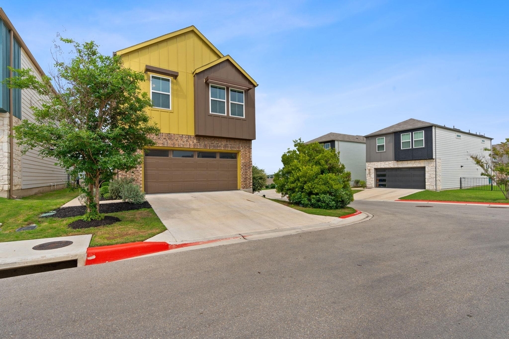 7120 Silver Star Ln - Photo 24