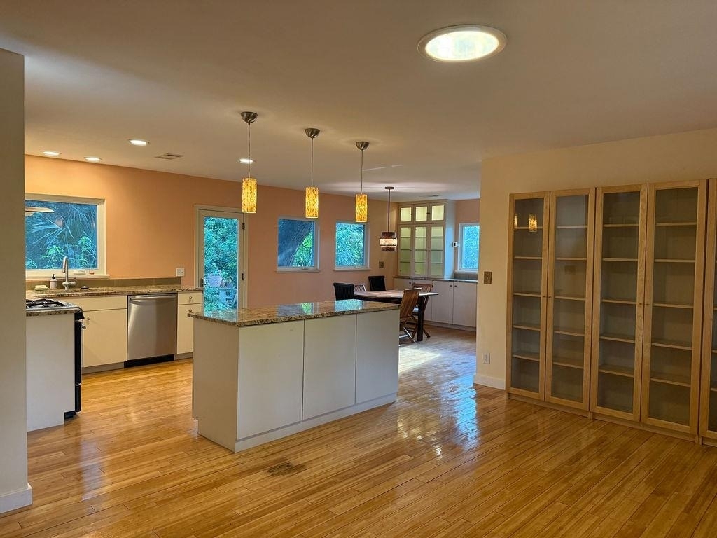 1111 W Oltorf St - Photo 6