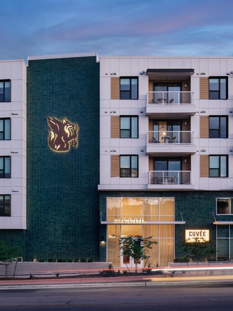 2323 S Lamar Blvd - Photo 18