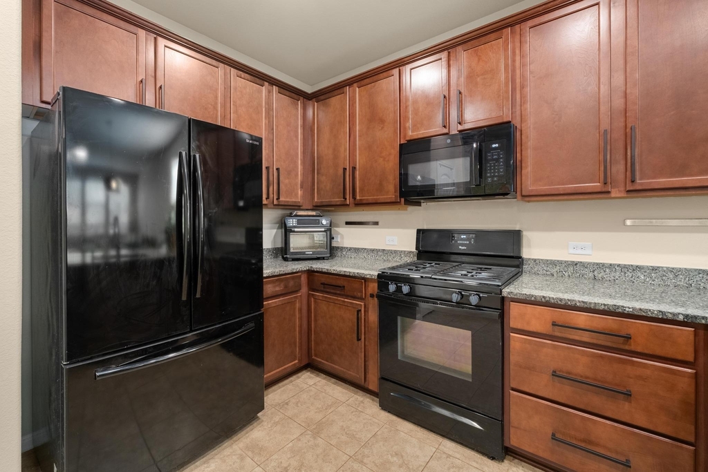 193 Camden Cv - Photo 11