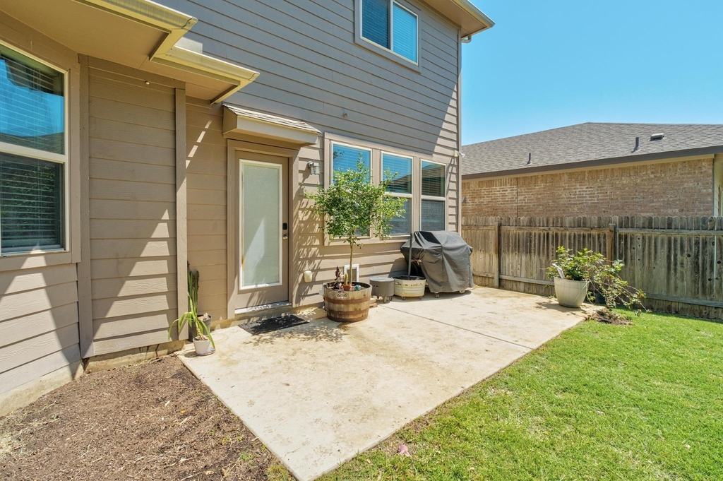 193 Camden Cv - Photo 34