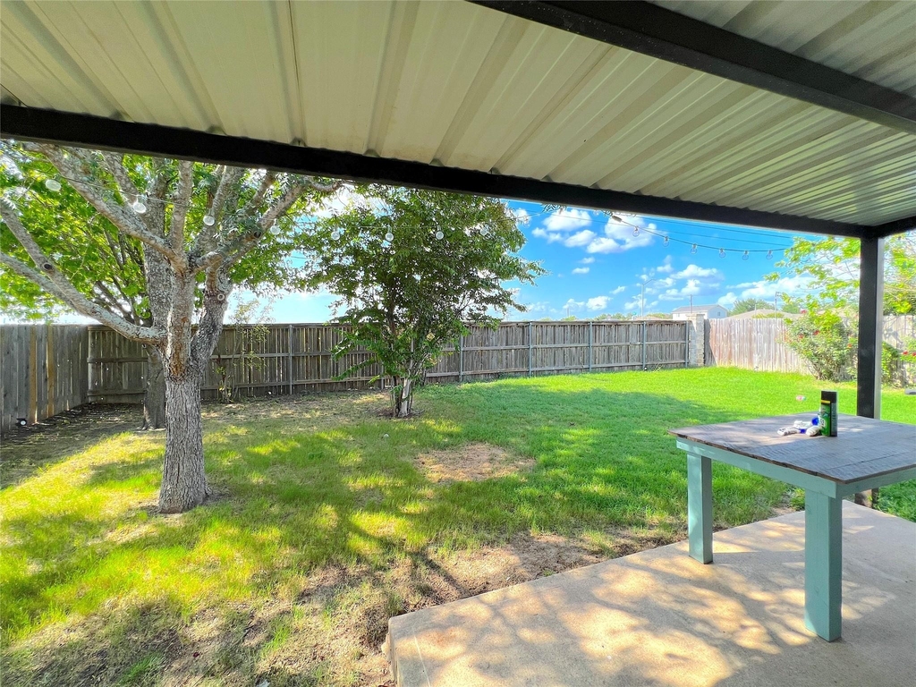 2204 Brewers Pl - Photo 22