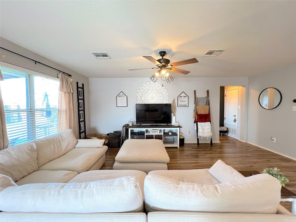 2204 Brewers Pl - Photo 6