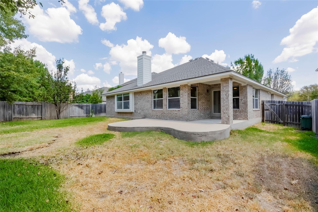 15220 Fernhill Dr - Photo 31