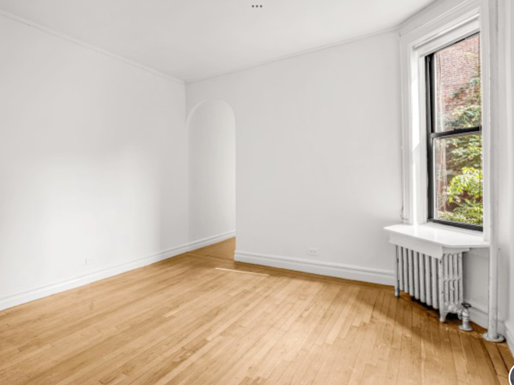 124 East 24th Street - Photo 4